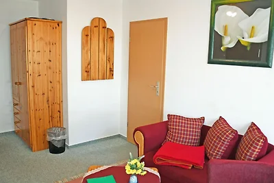 09 FAMILIENAPPARTEMENT mit Balkon und...