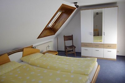 3-Raum-Ferienwohnung Schlossblick, Dusche/WC,...