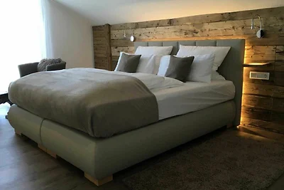 Luxus- Ferienwohnung mit privatem Wellness-...