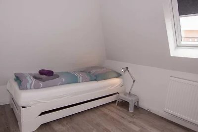 Ölhafen DG - drei Wohnungen in einem Haus
