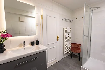 Stilvolle Ferienwohnung mit Seeblick und...