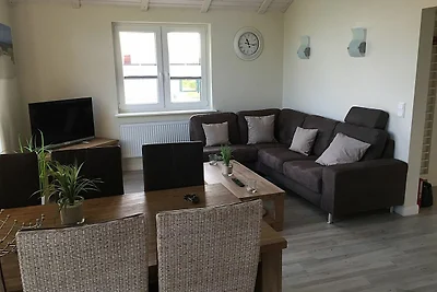 DAG-950 - Freistehendes Ferienhaus mit Spiele...