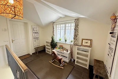Wohnung 04 mit Kamin, Balkon & Meerblick