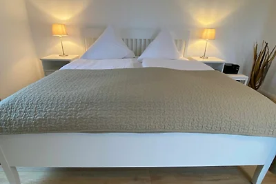 Leescher Bach mit seitlichen Ostseeblick