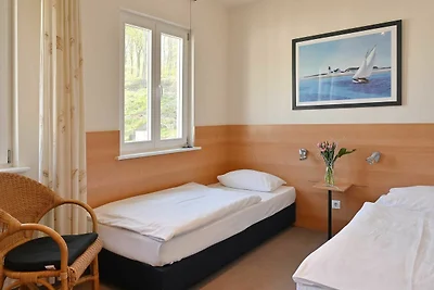 6 Pers. Ferienwohnung 13 Villa Celia Sellin