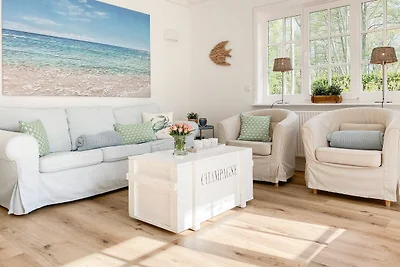 Strand Cottage