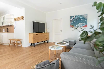 Apartment 1 Fred