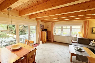 Doppelhaushälfte Weinrich mit Terrasse...