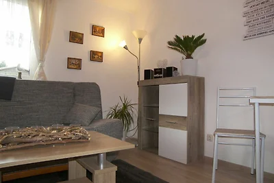 Bungalow mit Garten, Terrasse und Grill