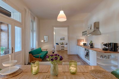 Studio Apartment mit Balkon und Raxblick - To...