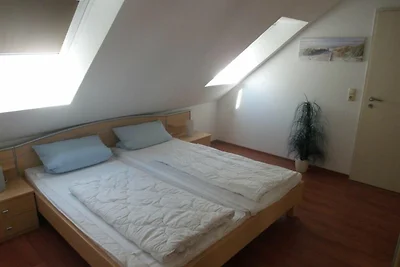 VO 4; 3-Raum; 1.OG; Balkon; 52m²