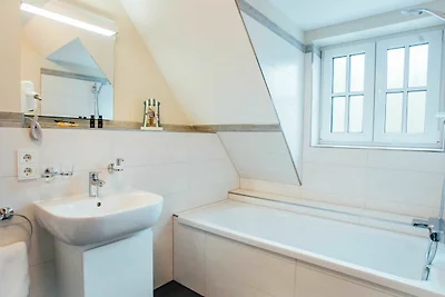 Comfort Apartment mit Balkon