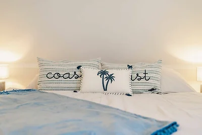 Ferienhaus neu renoviert mit 3 SZ und 3 Bäder...