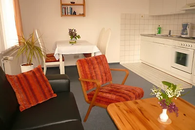 3 Zimmer Apartment / Süd-Ost-Balkon