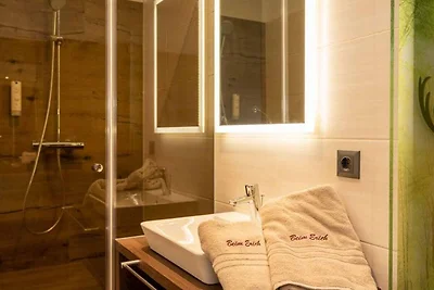 Doppelzimmer mit Balkon