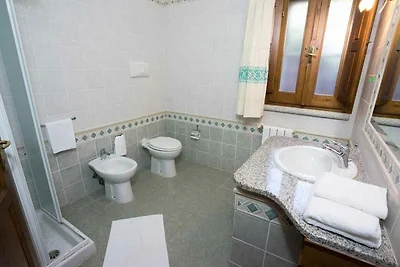Komfortable Villa mit Pool und Meerblick - Nr...