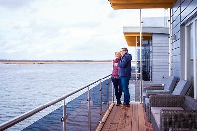 Floating-House Nr. 8 mit Kamin und Sauna