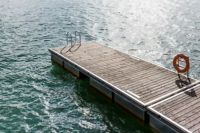 1. Schwimmendes Ferienhaus Möwe 1