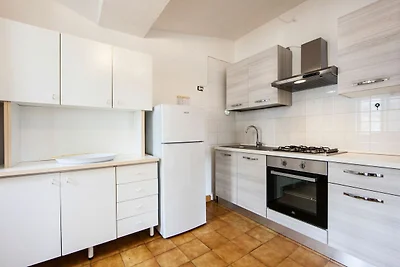 Felshaus über dem Wasser - Nr. S338.1