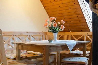 Ferienwohnung im DG mit Terrasse im Garten