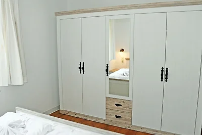 Ferienwohnung mit schönen grossen Balkon (10)