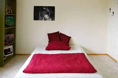 3-Raum-Ferienwohnung Auszeit, Badewanne/WC, 8...