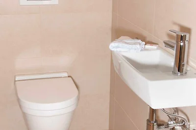 Bayersäge, 2. Zi., EG, 2 Balkone, Ost