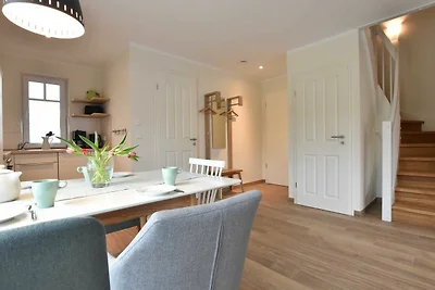 XL 8-Raum-Ferienhaus mit Kamin (max.