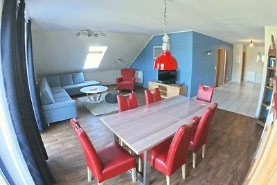 3 Raum Appartment mit Balkon