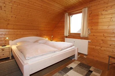 HAS-49 - Geräumiges Holz-Ferienhaus mit...
