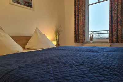 A9: Seeblick 2-Raum-Fewo (34m², max. 3 Pers.)