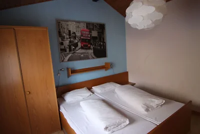OFI-76 - Ferienhaus für 6 Personen mit...