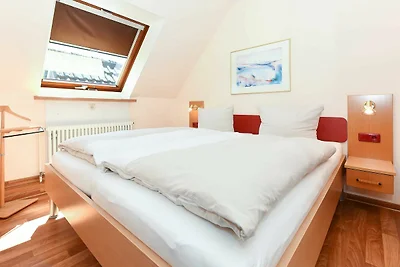 Apartment 5