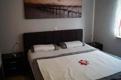 Villa Waterfront am See