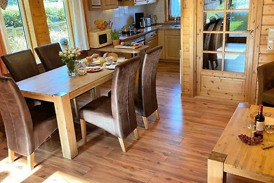 HAS-26 - Holzferienhaus am Waldrand mit Terra...