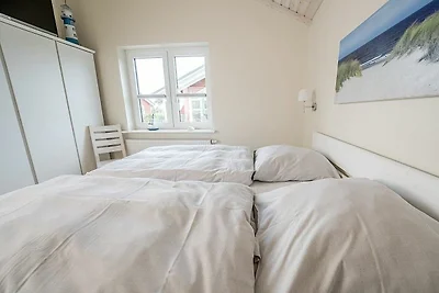 DAG-965 - Ferienhaus in Endlage mit 2 SZ & Sc...