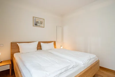 Villa Estrelia, App. 2