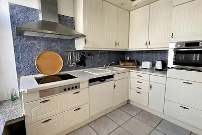 Vorderreihe, Fewo 210