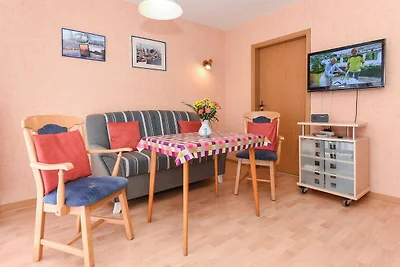 08 schöne 2-Raum-Ferienwohnung mit Balkon