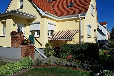 Ferienwohnung (Parterre 3-Raum)