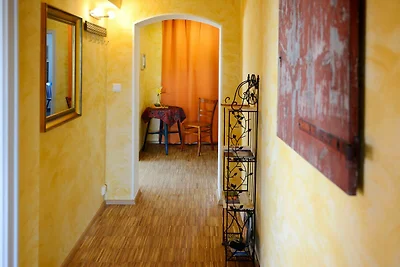 3-Raum-Ferienwohnung Auszeit, Badewanne/WC, 8...