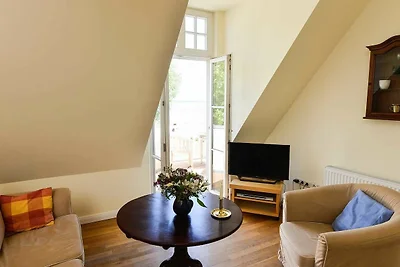 Ferienwohnung 6 mit Seeblick und Balkon 2...