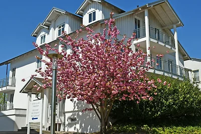 06 schöne 2-Raum-Ferienwohnung mit Balkon