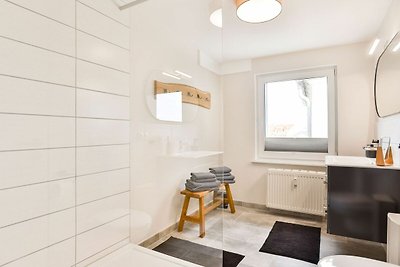 Apartment 6