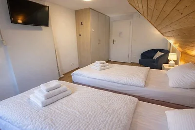 Doppelzimmer 1 mit zwei Einzelbetten