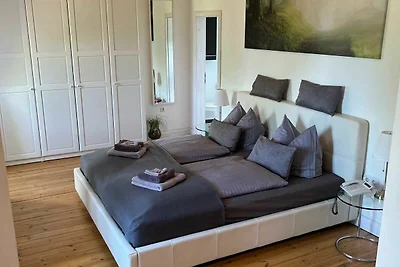 BLÜTHNER APARTMENT