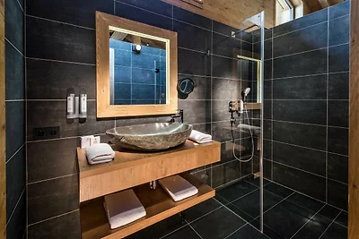 Nest Chalet