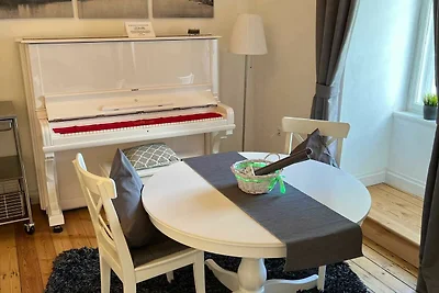 BLÜTHNER APARTMENT
