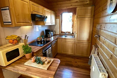 HAS-26 - Holzferienhaus am Waldrand mit Terra...