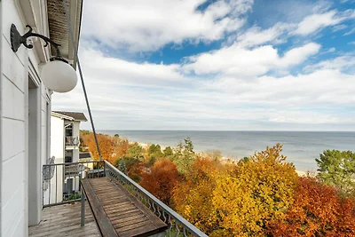 Villa Schering, App. 4 Black & White